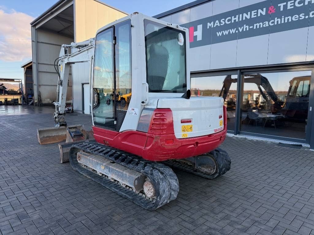 2017 Takeuchi TB250 Mini Excavator