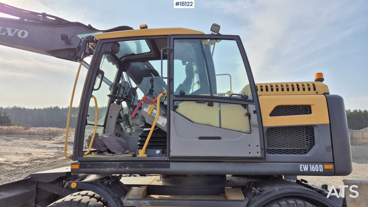 2014 Volvo EW160D Wheel Excavator