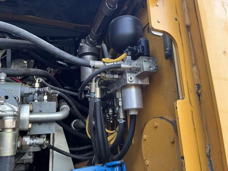 2011 Liebherr R944C LC LITRONIC Crawler Excavator