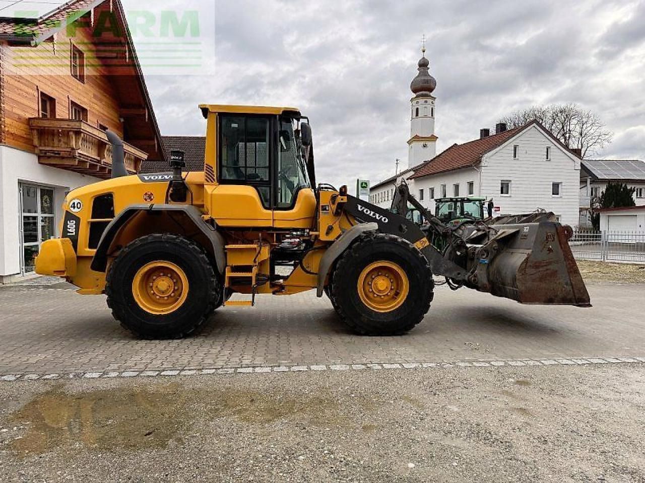 2013 Volvo L60G Mini Excavator