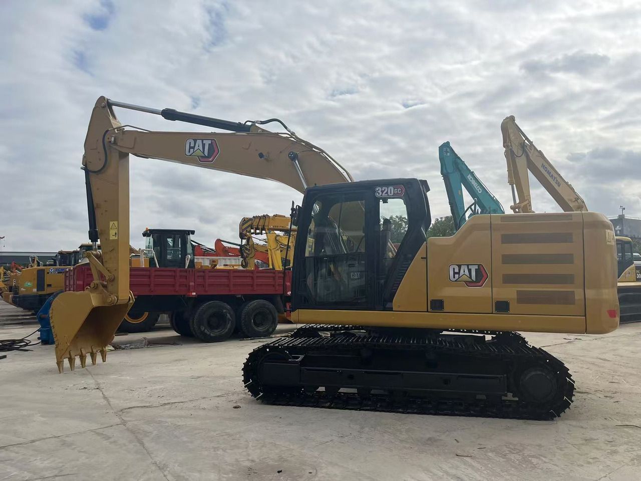 2023 Caterpillar 320GC Crawler Excavator