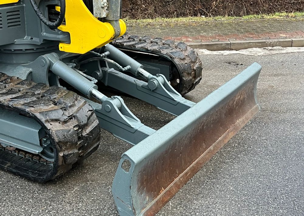 2008 Wacker Neuson 8003 Escavadora de Lagartas