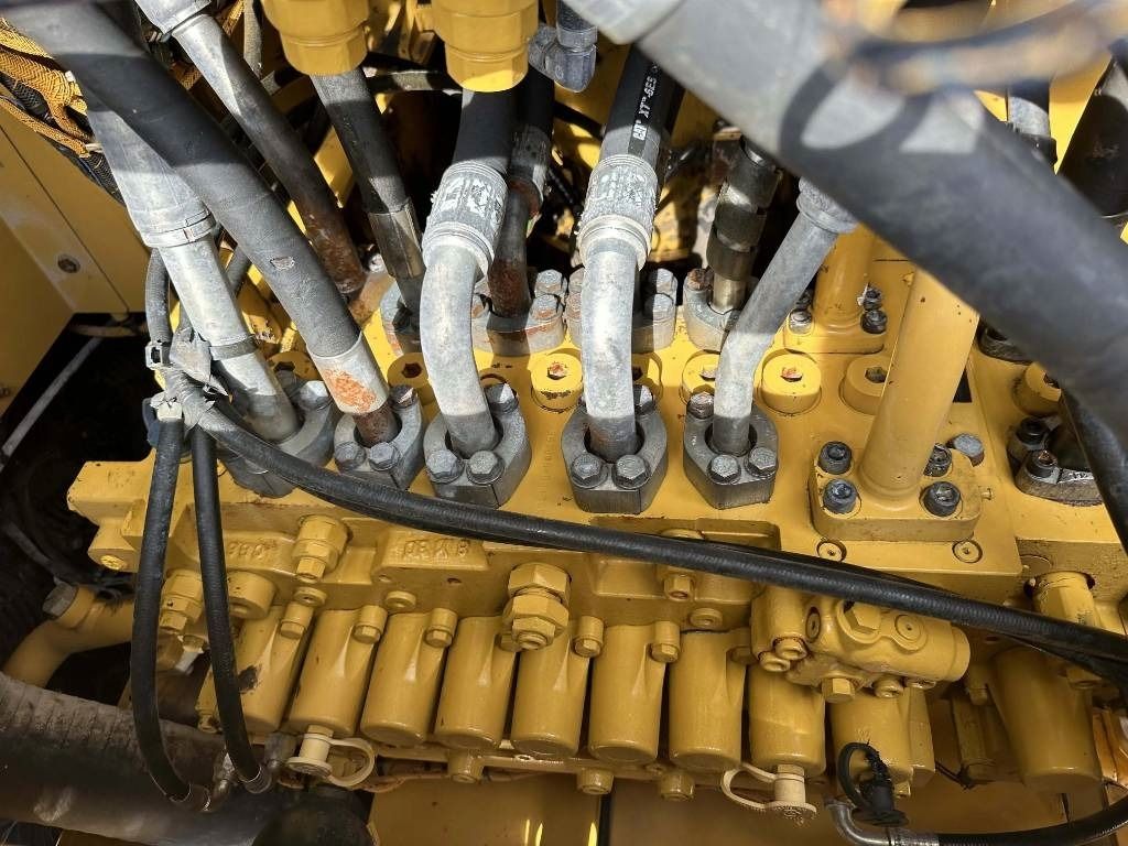 2024 Caterpillar 330GC Crawler Excavator