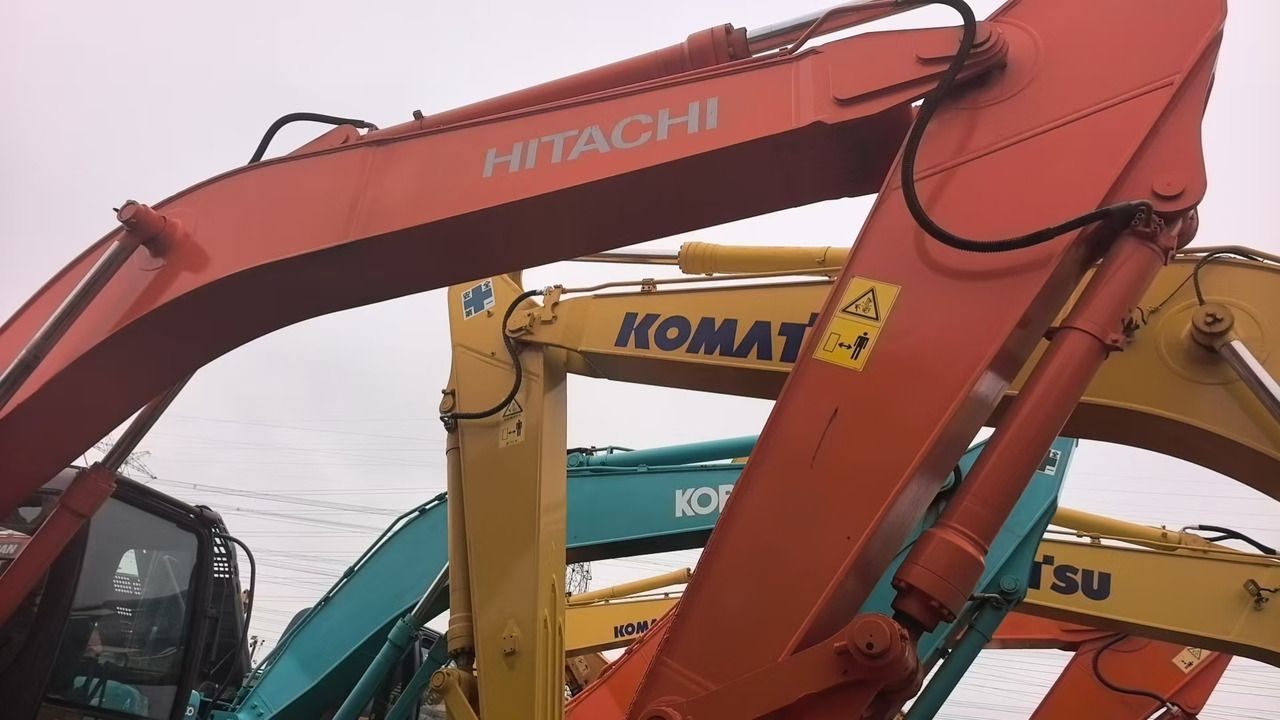 2015 Hitachi ZX240 Crawler Excavator