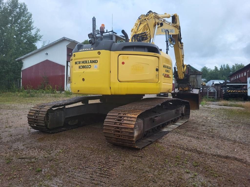 2012 New Holland E235BSR-2 Crawler Excavator