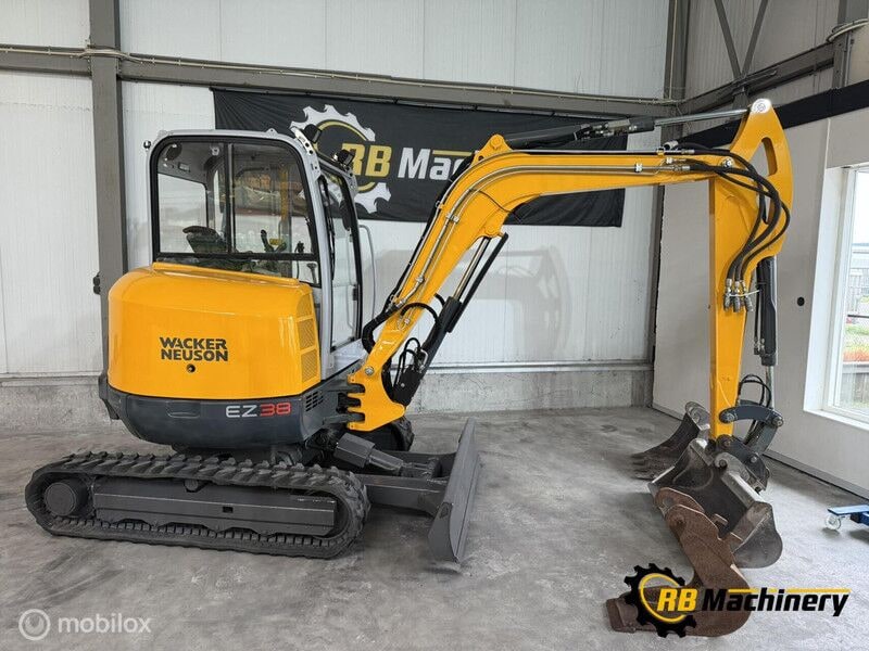 2014 Wacker Neuson EZ38