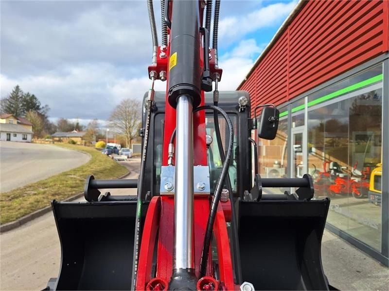 Mole M20 Mini Excavator