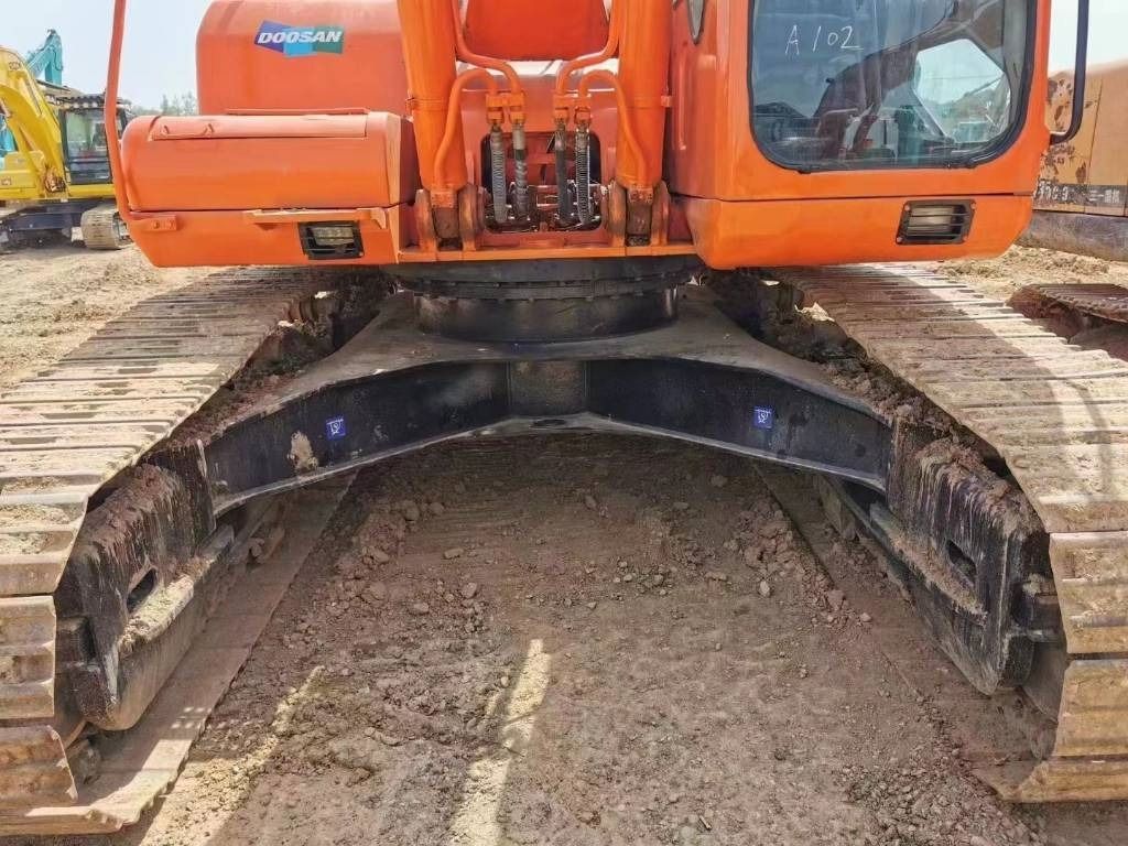 2022 Doosan DH300LC-7 Crawler Excavator