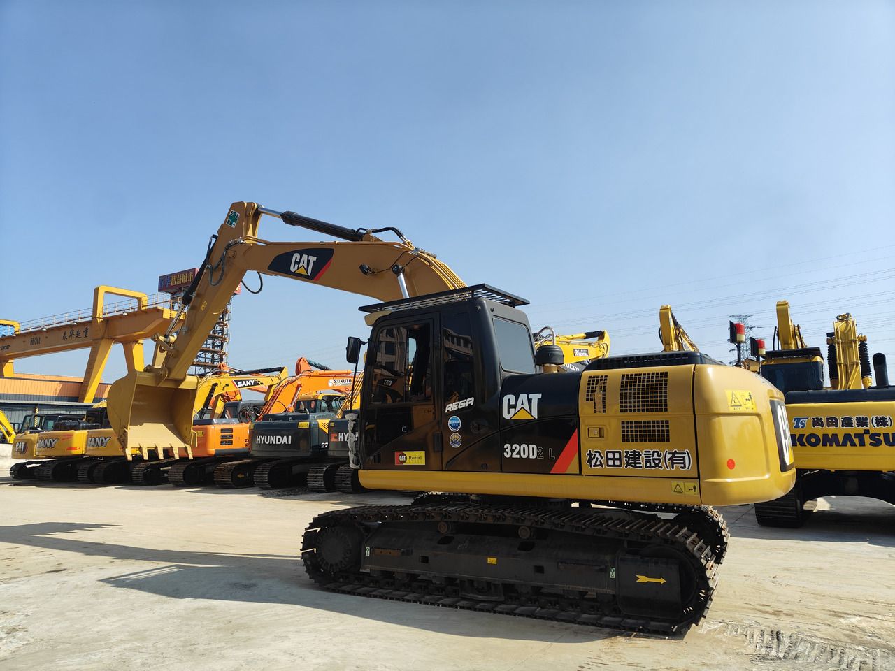 2025 Caterpillar 320D2 Crawler Excavator