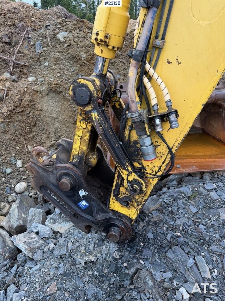 2006 New Holland E235SR Crawler Excavator