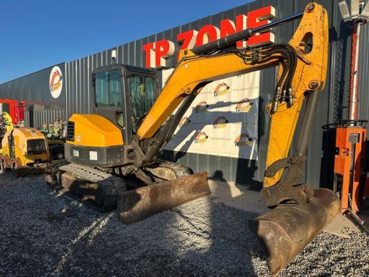 2016 Bobcat E50 Mini Bagger