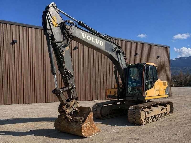 2011 Volvo EC160CL Crawler Excavator