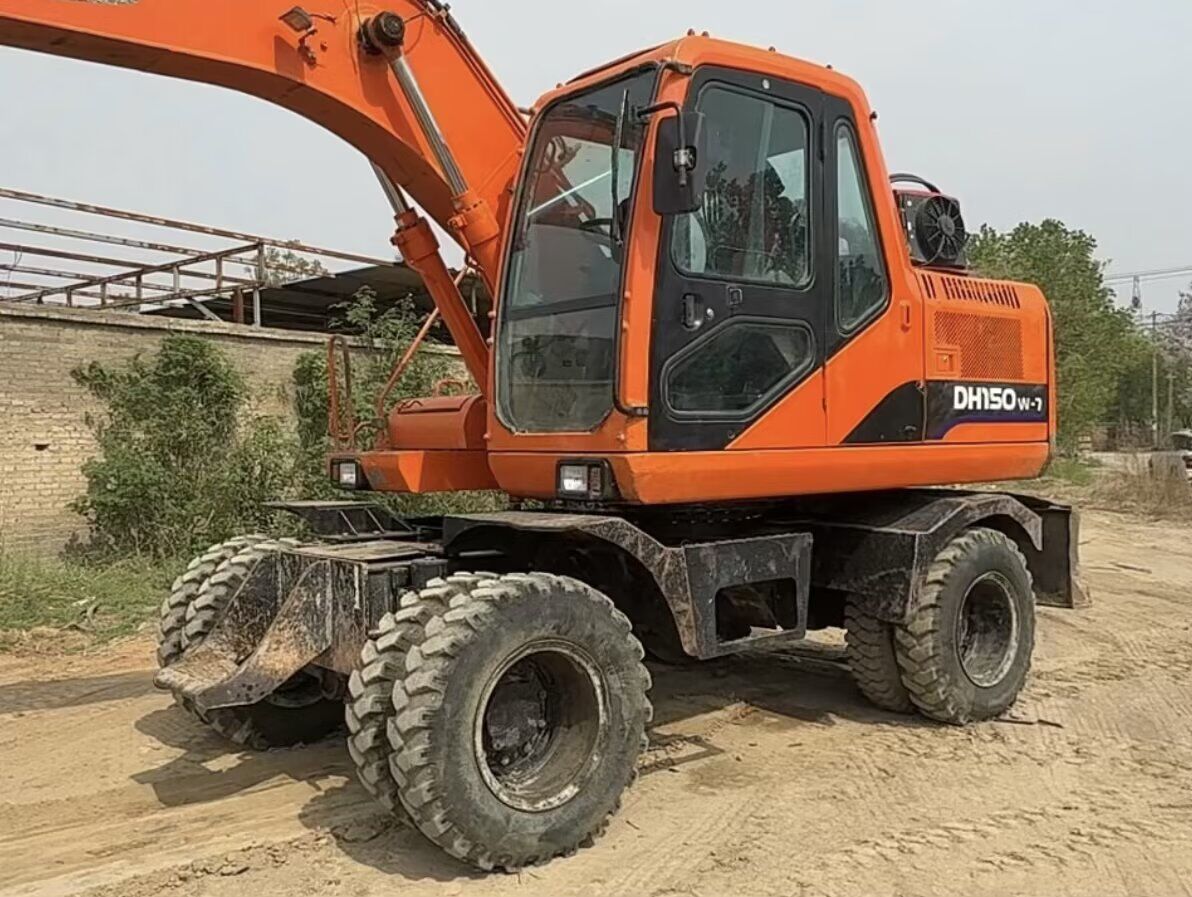 2016 Doosan DH150W-7 Wheel Excavator