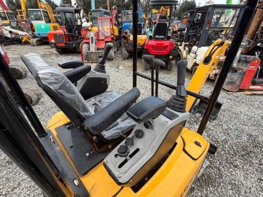 JPC KV15 Mini Excavator