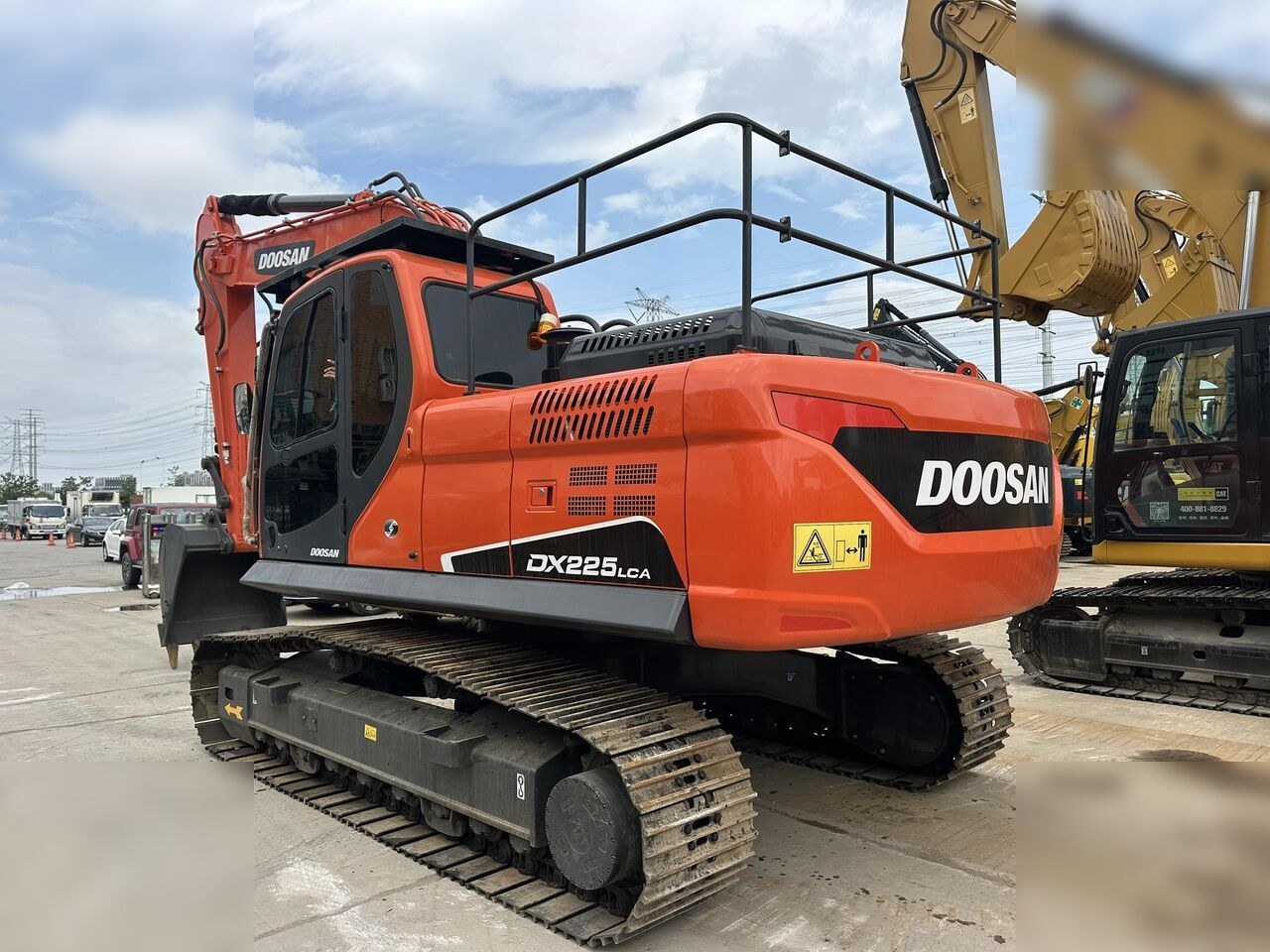 2024 Doosan DX225LCA Crawler Excavator