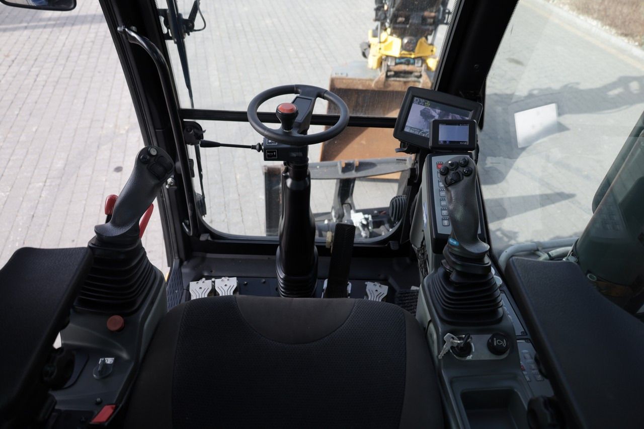 2017 Liebherr A914 LITRONIC Wheel Excavator