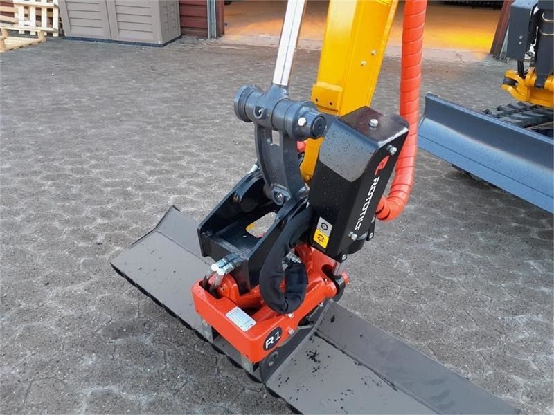 XCMG XE27E Mini Excavator