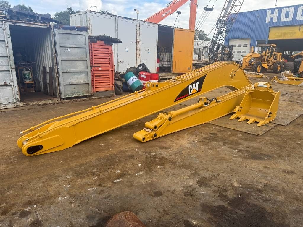 2026 Caterpillar 330 Crawler Excavator
