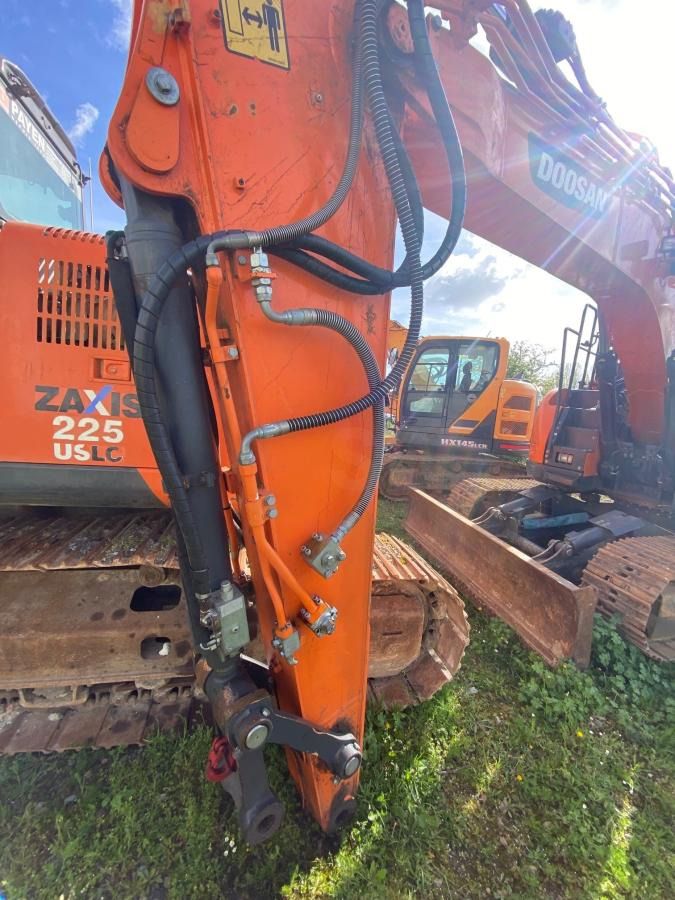 2017 Doosan DX140LCR-5 Crawler Excavator