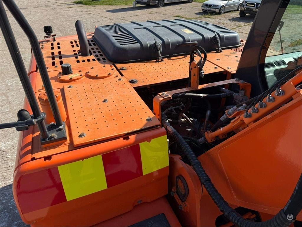 2011 Doosan DX225LC Crawler Excavator