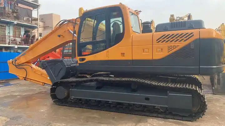 2008 Hyundai 225 Crawler Excavator