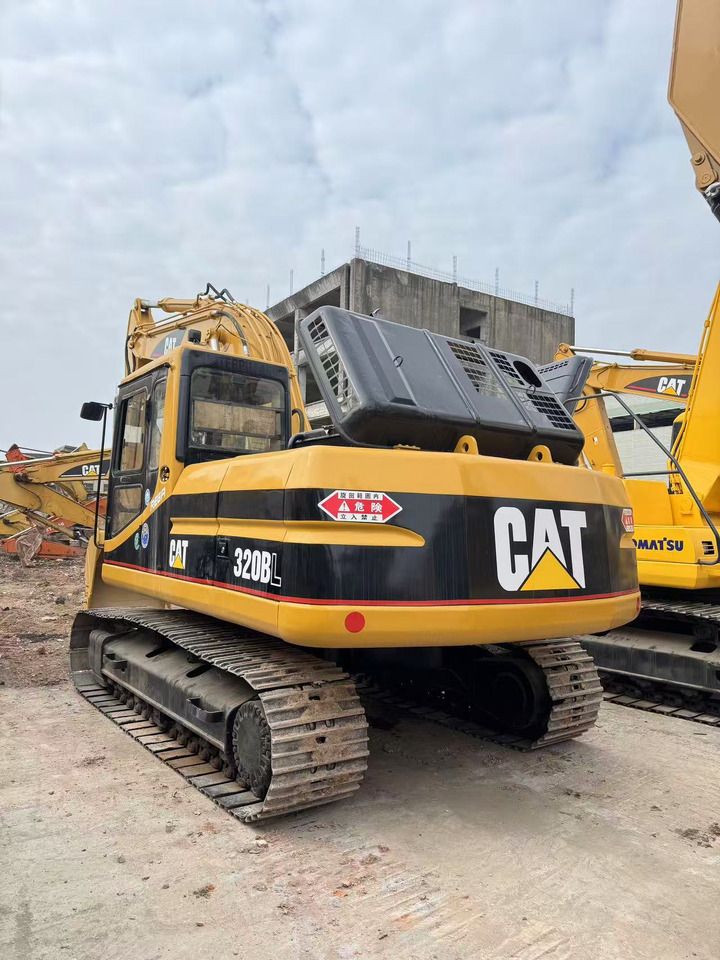 2015 Caterpillar 320B Crawler Excavator