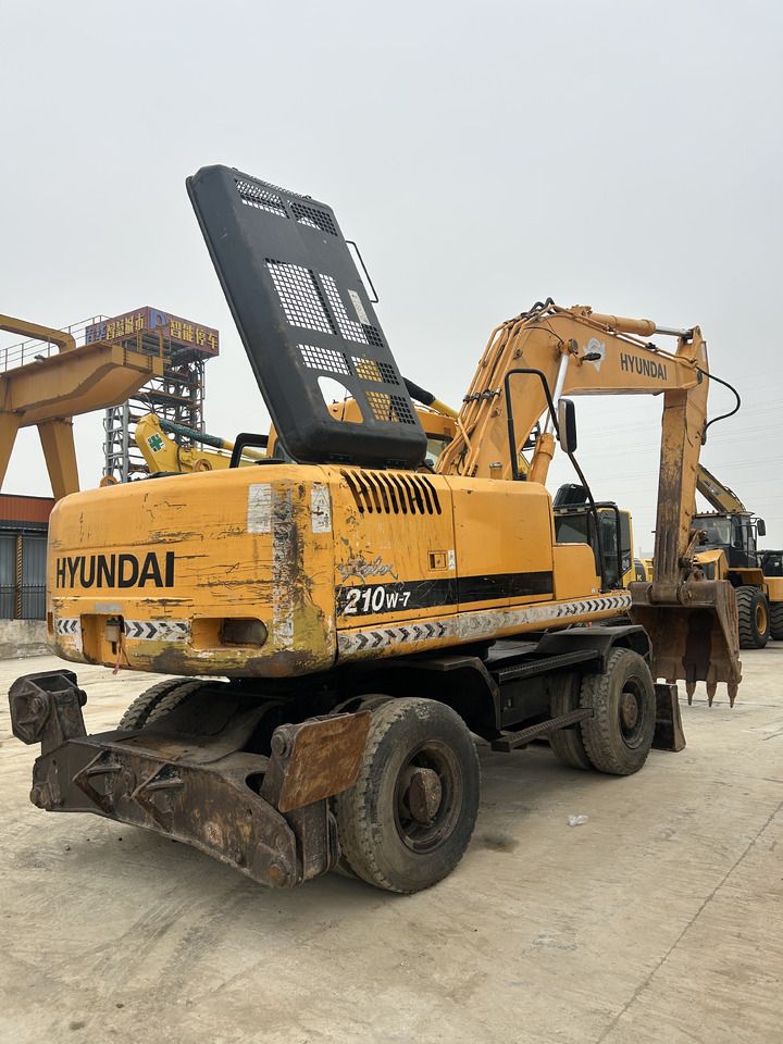 2021 Hyundai R210W-7 Wheel Excavator