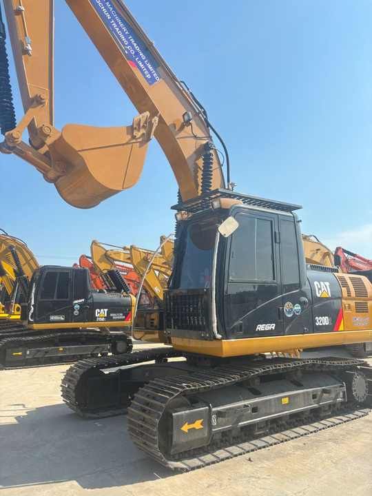 2020 Caterpillar 320D Crawler Excavator