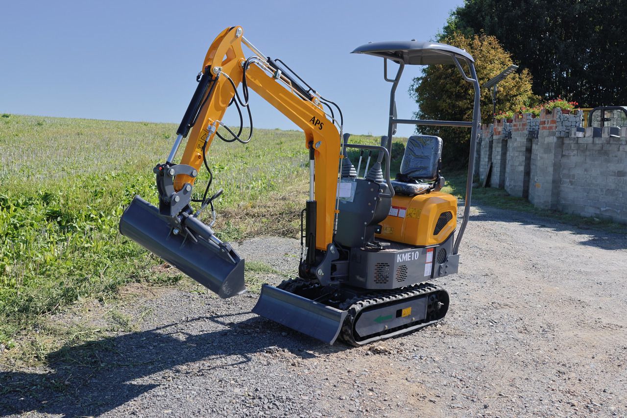 2025 APS KME10 Mini Excavator