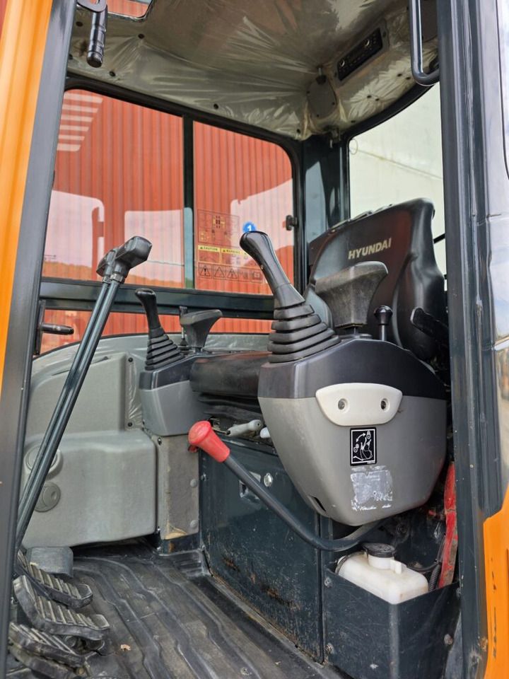 2018 Hyundai R35Z-9 Mini Excavator