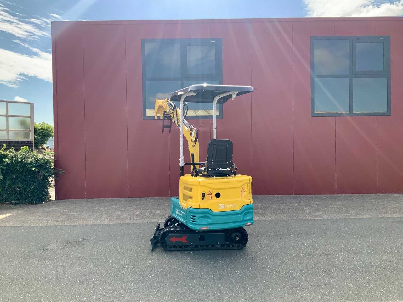 2025 Digswift DS13G Mini Excavator