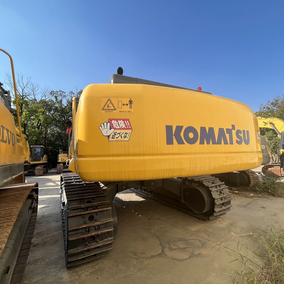 Komatsu PC450-8 Crawler Excavator