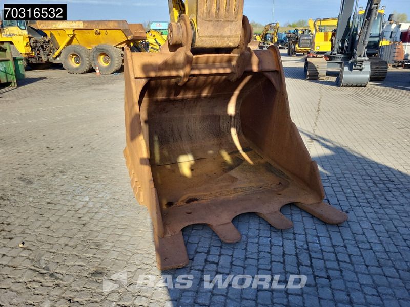 2017 Caterpillar 352F Crawler Excavator