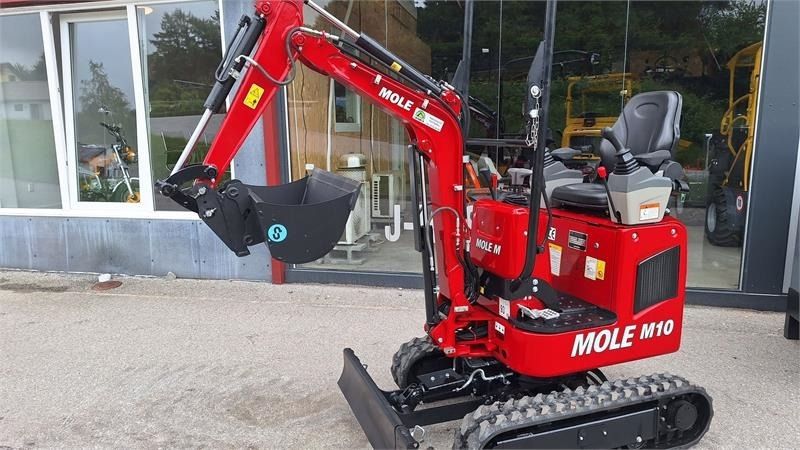 Mole M10 Mini Excavator