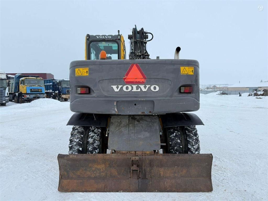 2004 Volvo EW140B Wheel Excavator