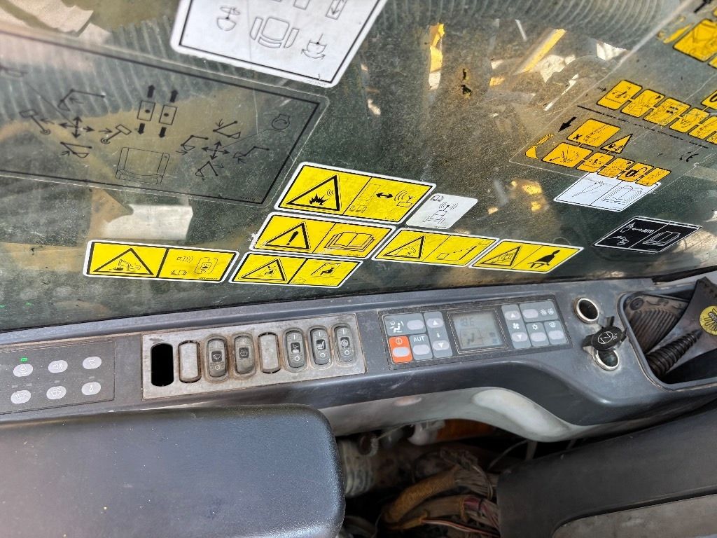 2010 Caterpillar 320DL Crawler Excavator