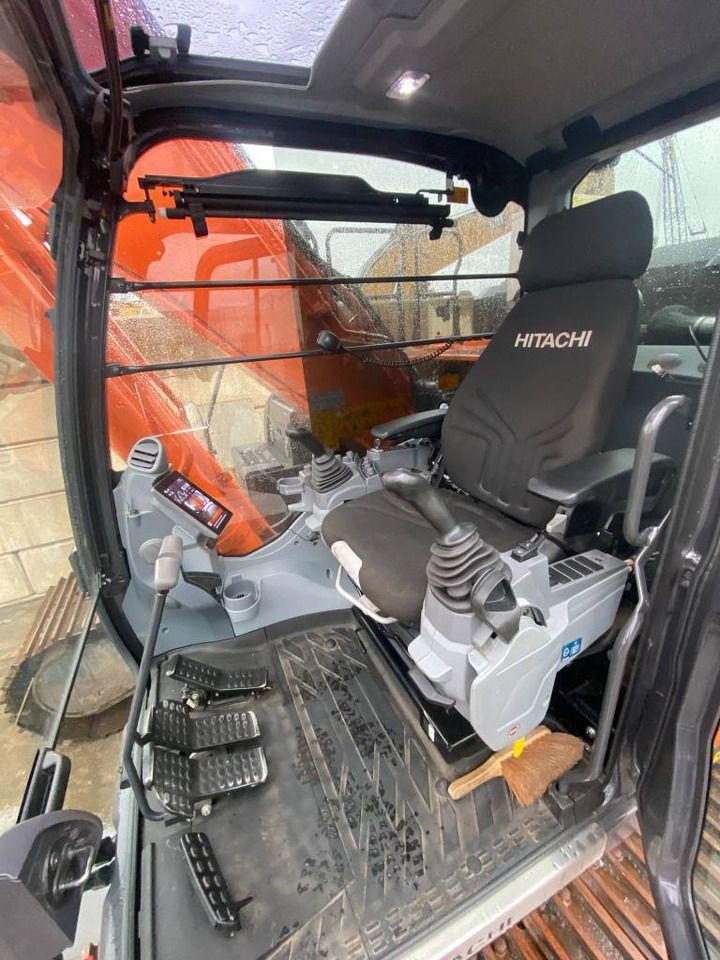 2024 Hitachi ZX300LC-7