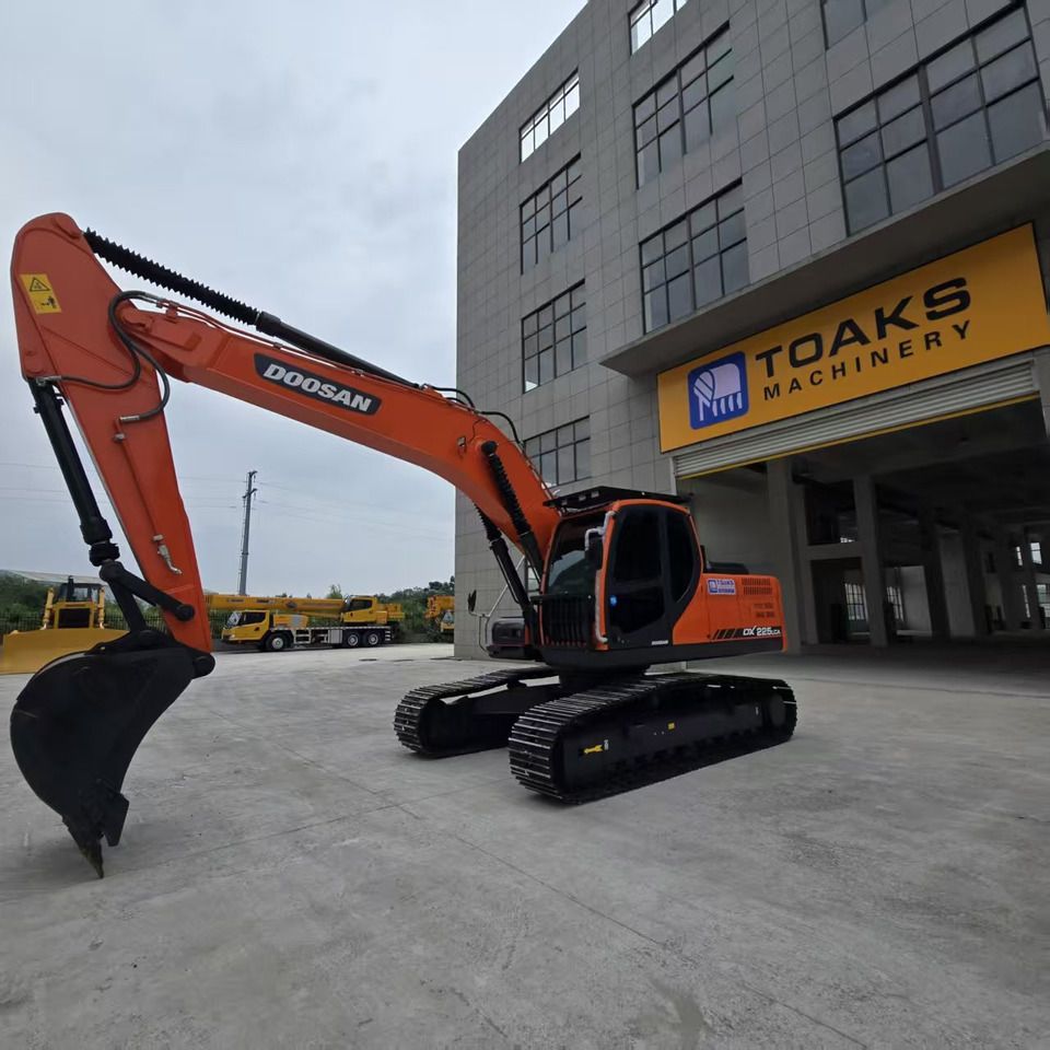 2024 Doosan DX225 Crawler Excavator