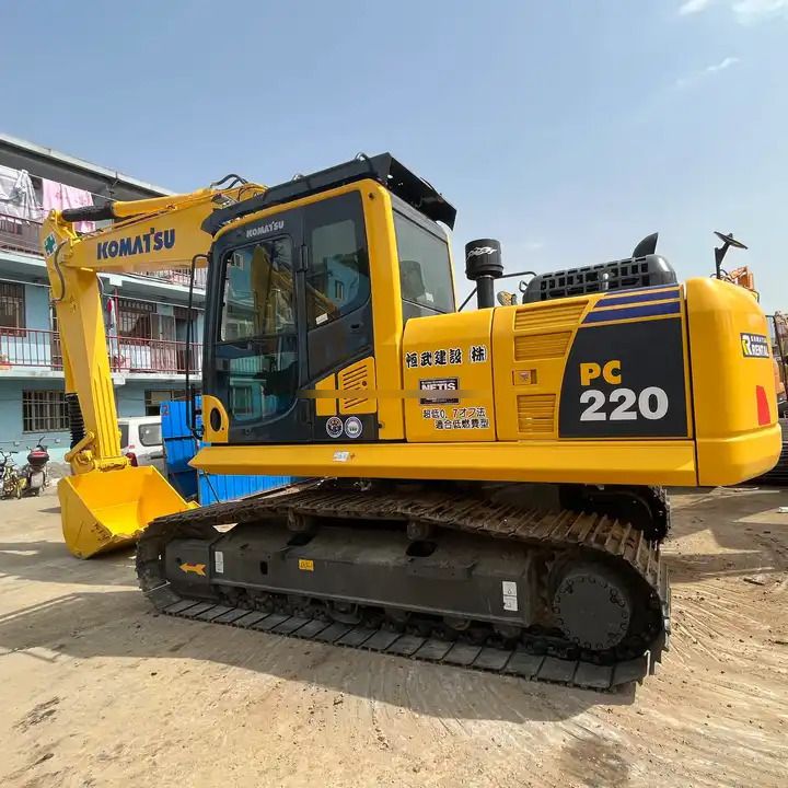 2018 Komatsu PC200-8 Crawler Excavator