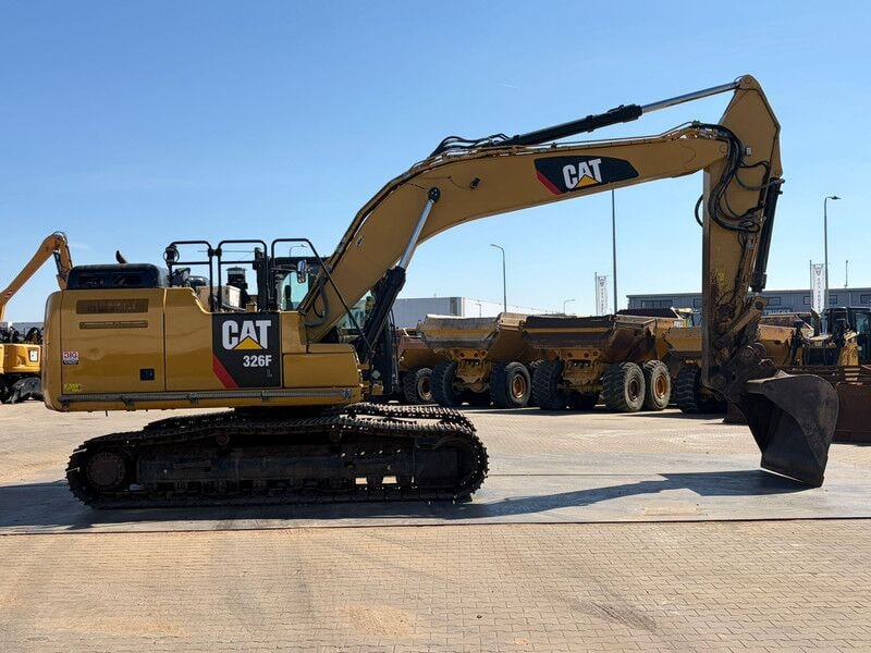 2019 Caterpillar 326FL Crawler Excavator