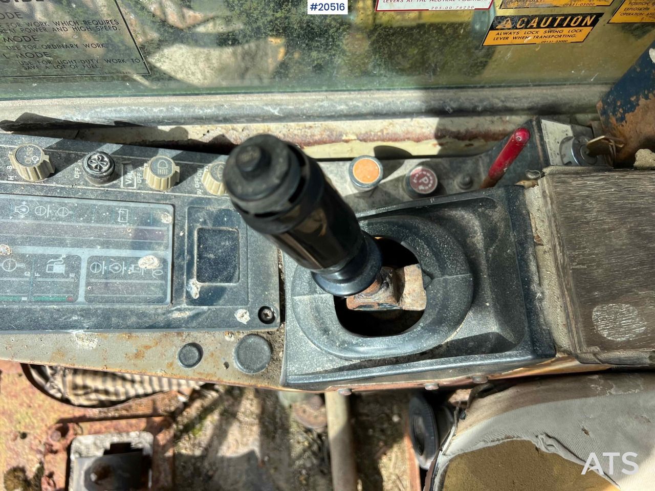 1998 Komatsu PC200-3 Crawler Excavator