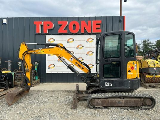 2016 Bobcat E35 Mini Excavator
