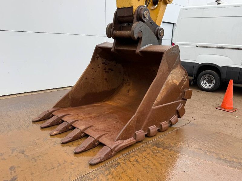 CAT 349EL – Hammer Lines / Quick Coupler (2013)