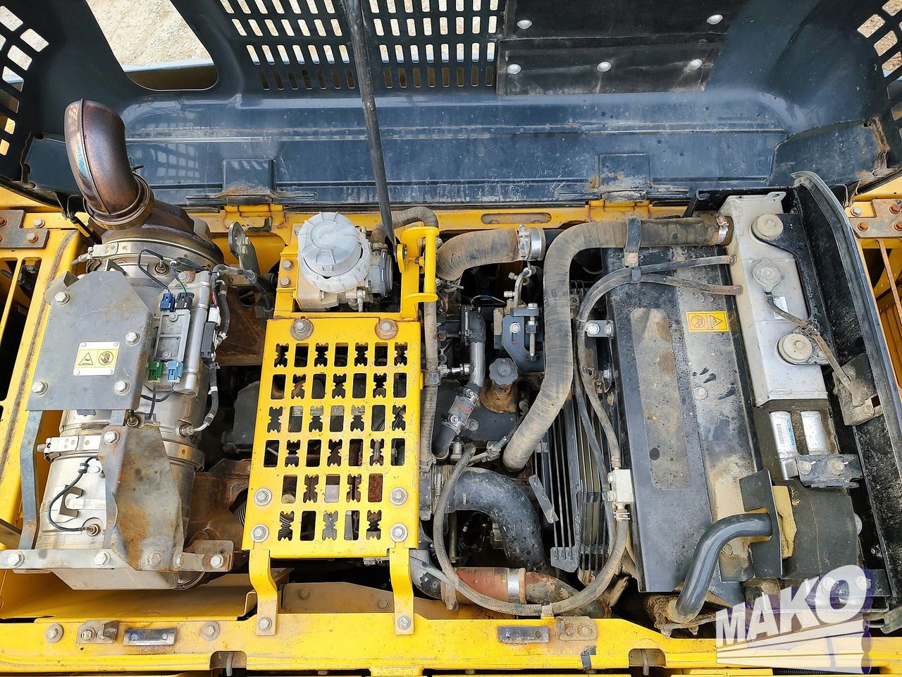 2016 Komatsu PC210LC-10 Crawler Excavator