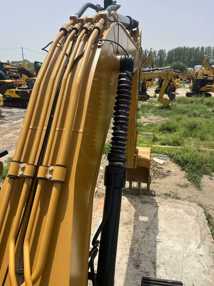 2022 Caterpillar 330D Crawler Excavator