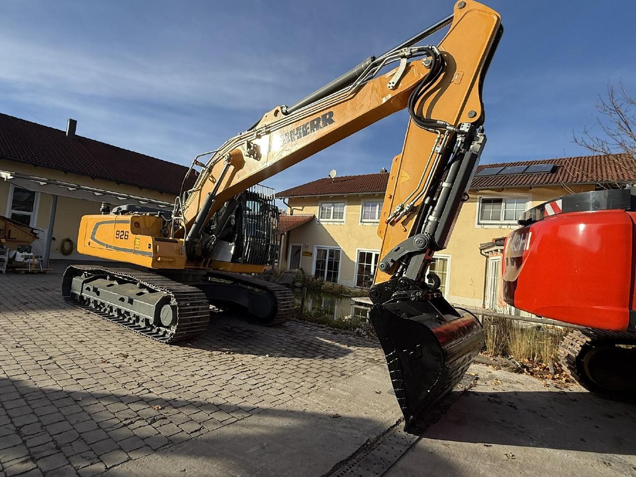 2017 Liebherr R926 LC Crawler Excavator