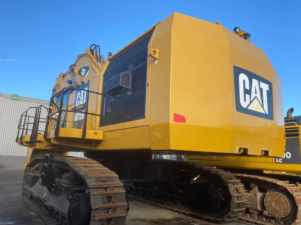 2019 Caterpillar 6015B Crawler Excavator