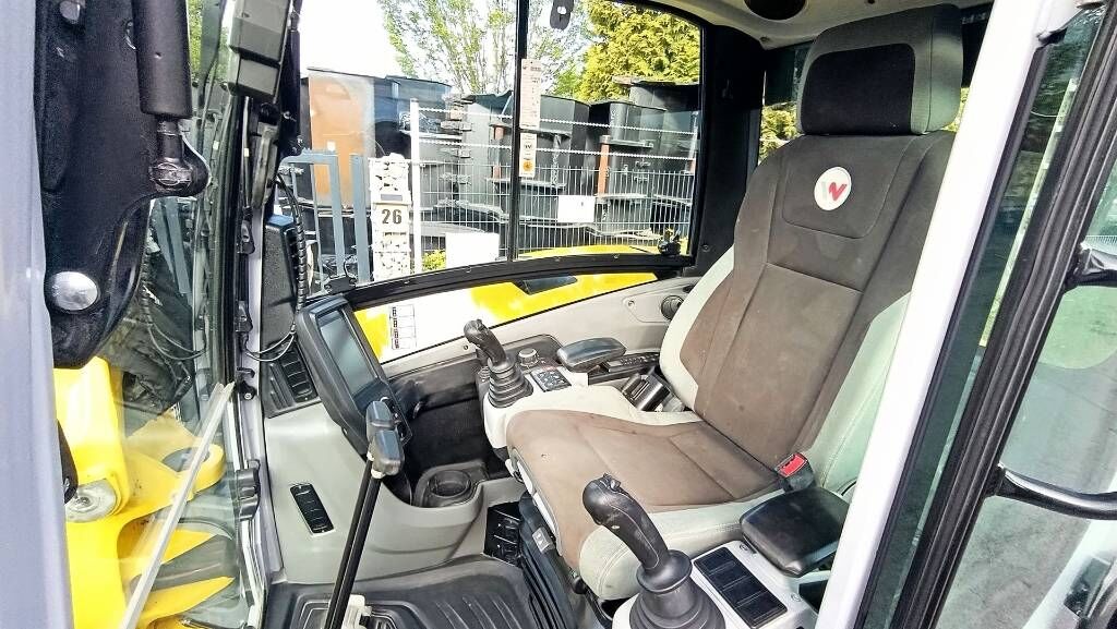 2021 Wacker Neuson ET90 Mini Excavator