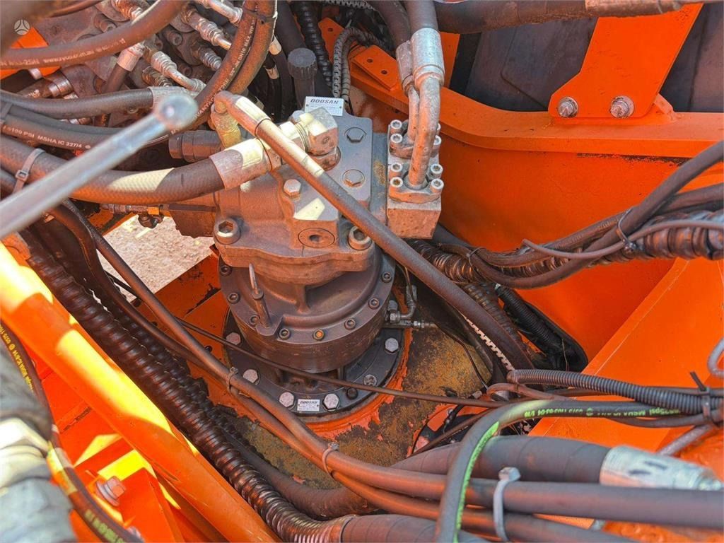 2011 Doosan DX225LC Crawler Excavator