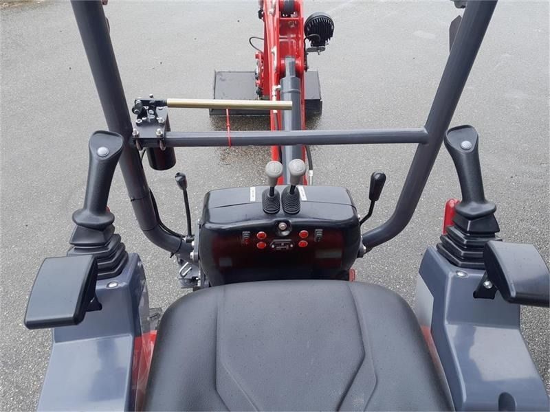 Mole M12 Mini Excavator